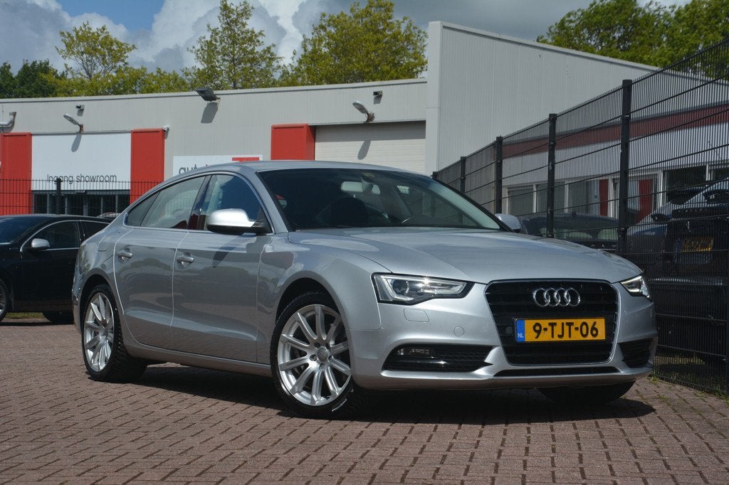 Audi A5 Sportback 1.8 TFSI Business Edition | Navigatie | Xe, Stof, Gebruikt, 4 cilinders, 4 stoelen