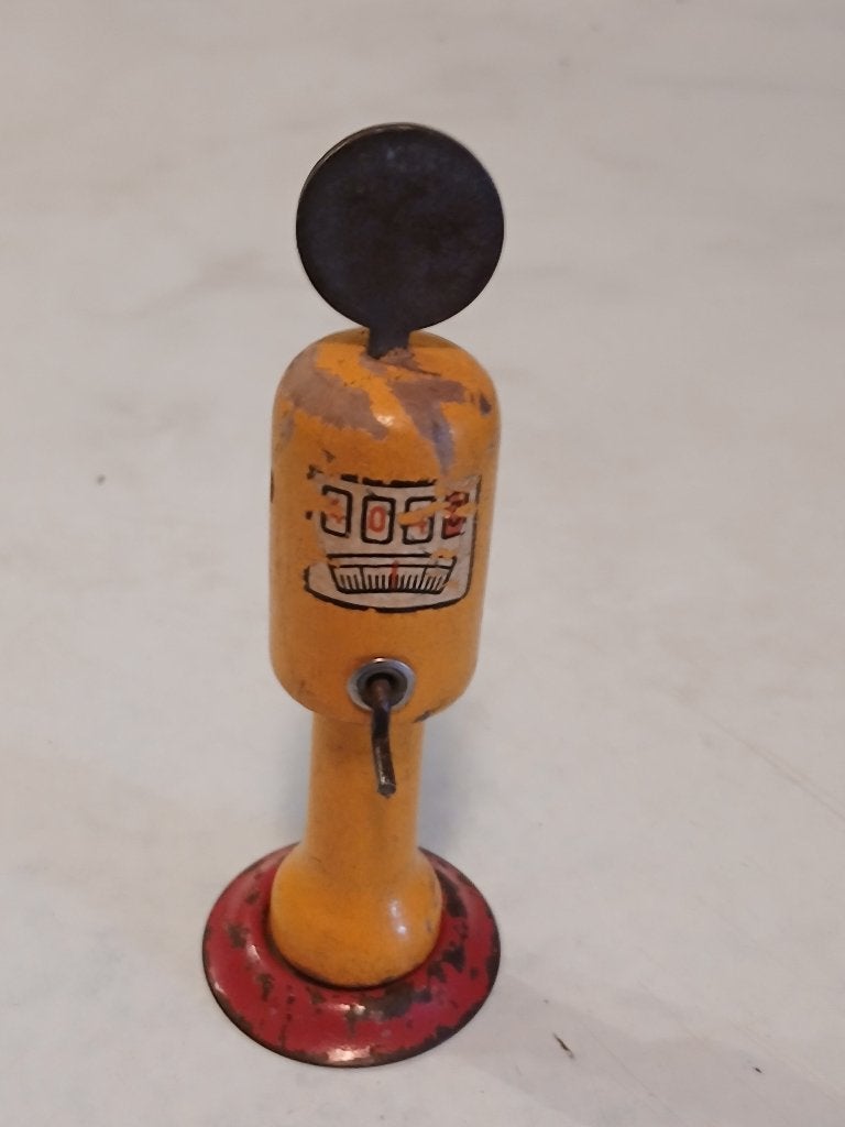 Antiek?  Benzinepomp van hout en metaal, Verzamelen, Ophalen of Verzenden, Gebruikt