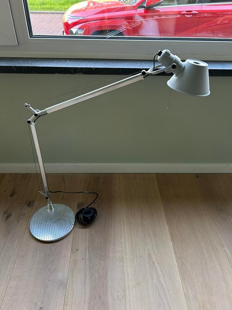 Artemide Tolomeo lamp, Ophalen, Zo goed als nieuw, Vergrootglas of Loep