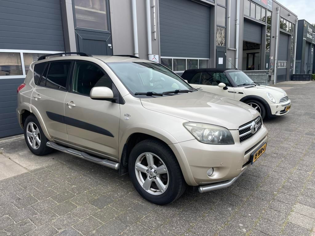 Toyota Rav4 2007, niewe apk, 180pk, Auto's, 4 cilinders, Vierwielaandrijving, Te koop, 750 kg