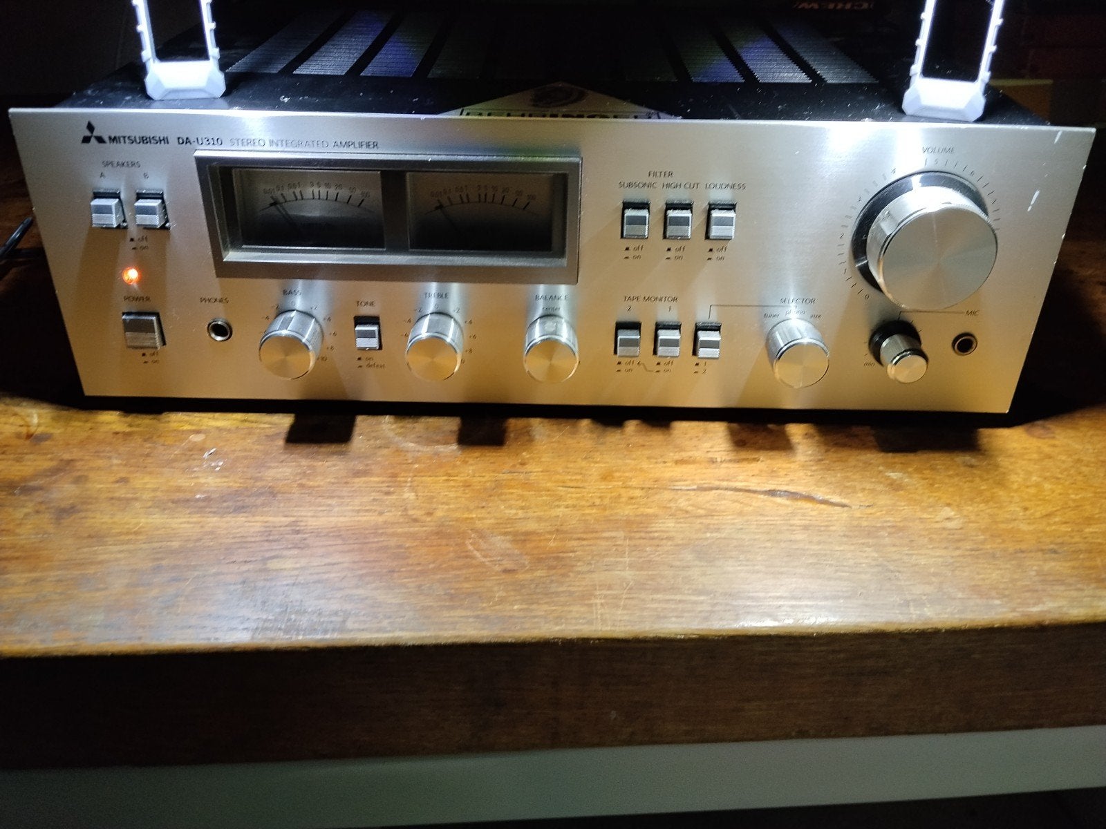 Vintage Mitsubishi DA-U310 Stereo Geïntegreerde Versterker, Overige merken, Gebruikt, Ophalen of Verzenden, Minder dan 60 watt