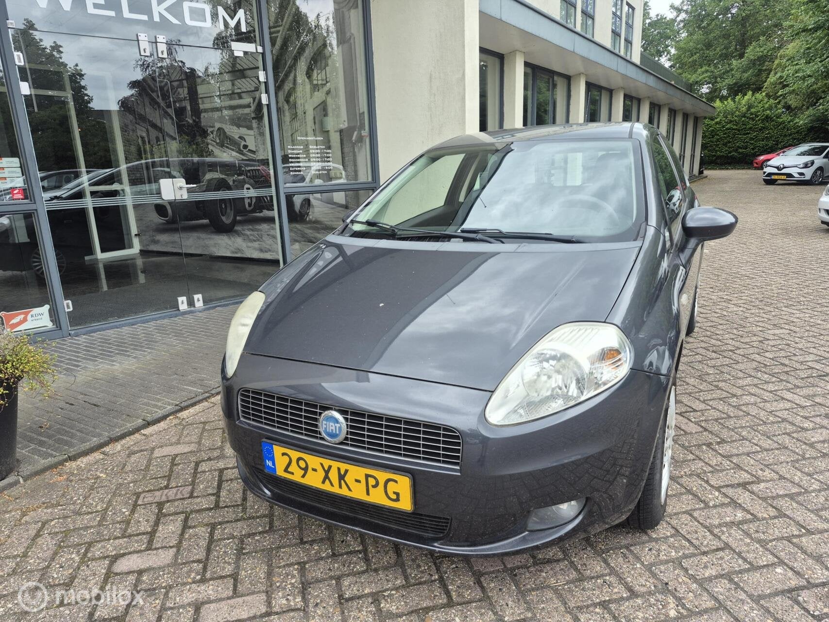 Fiat Grande Punto 1.2 Active 3DRS, '07 Airco|28-06-2027 APK!, Auto's, Stof, 40 €/maand, 1242 cc, 4 cilinders