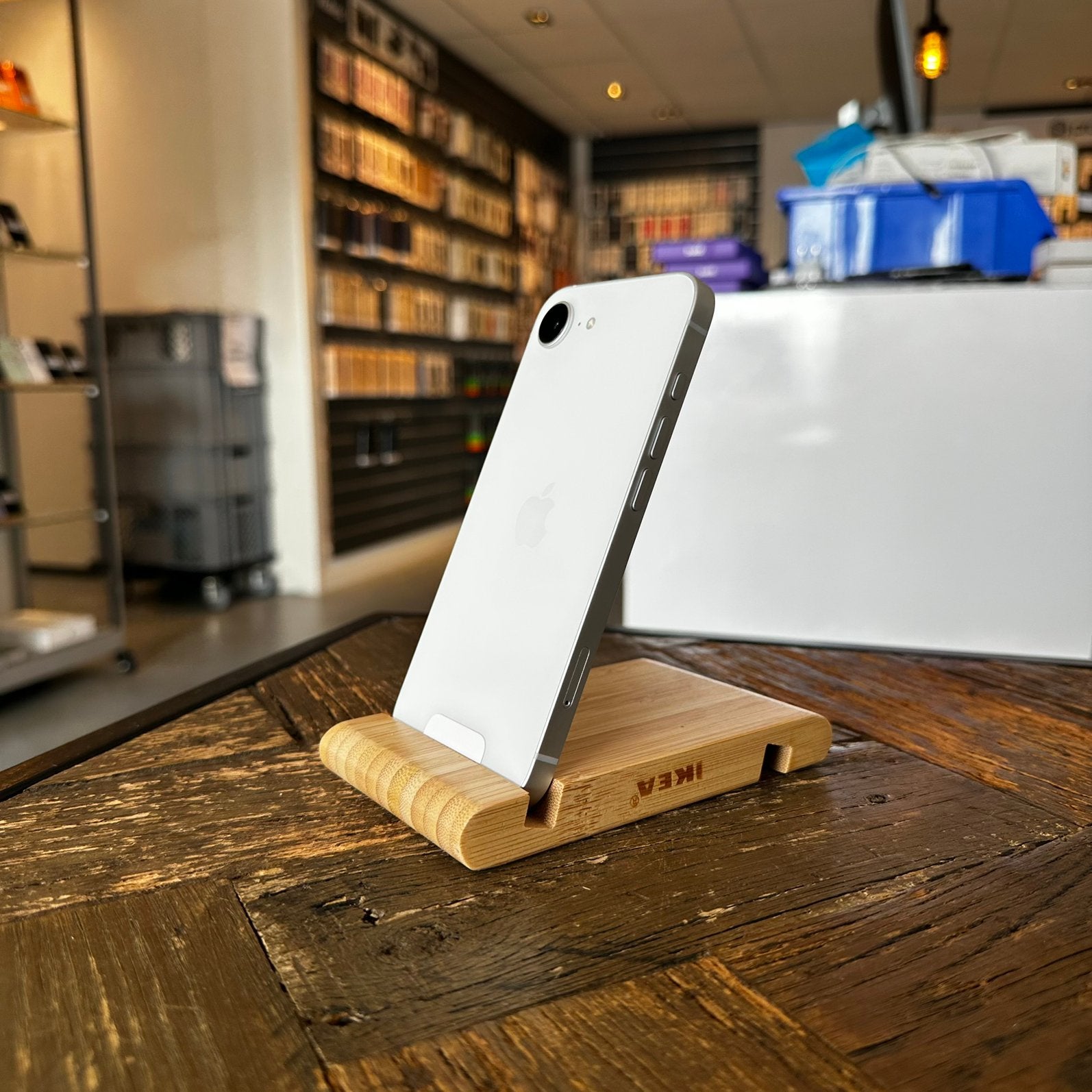 Apple iPhone 17e 256GB White New