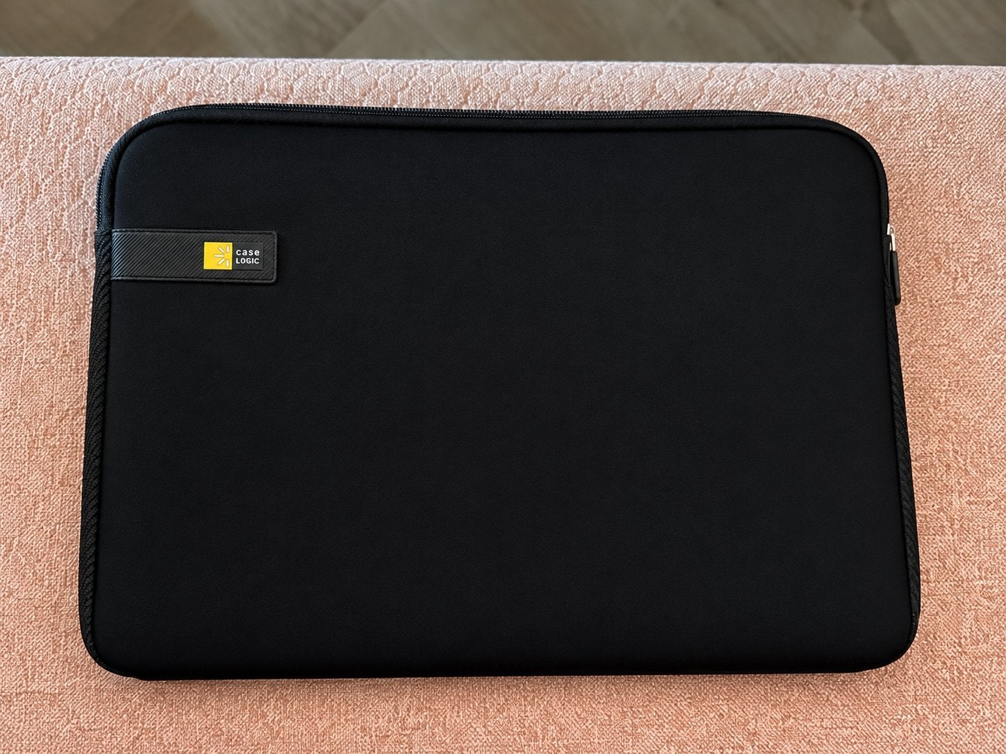 Case Logic laptophoes 17-18 inc, Ophalen, 17 inch of meer, Zo goed als nieuw