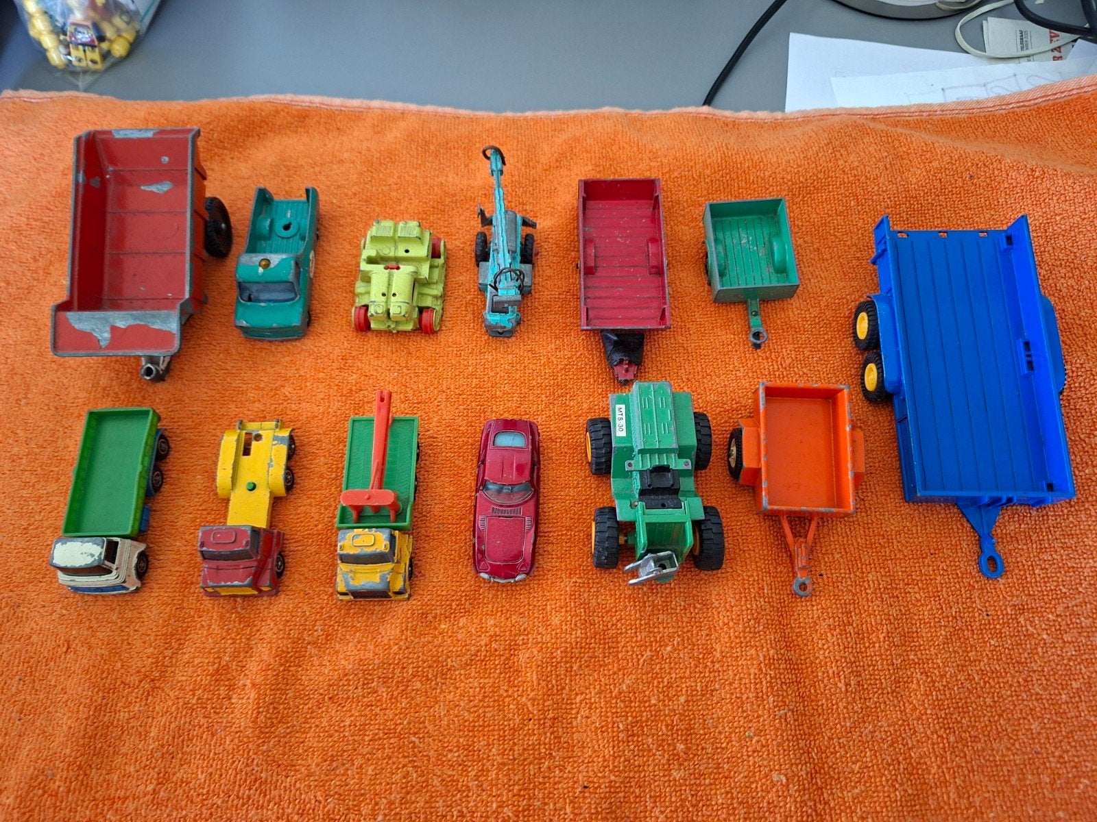 Verzameling Lone Star, Brittains en Dinky Toys, Ophalen of Verzenden, Gebruikt, Bus of Vrachtwagen, Overige merken