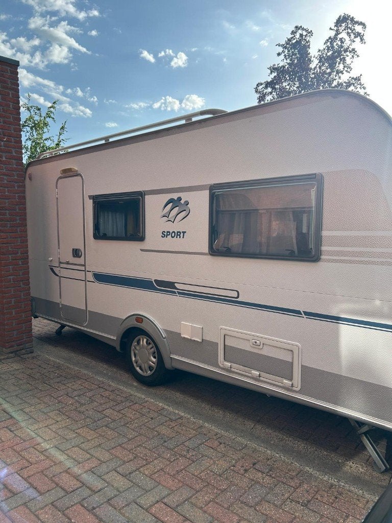 Caravan Knaus Sport 450 FS NL-premium line met voortent, Schokbreker, Rondzit, Frans bed, Particulier