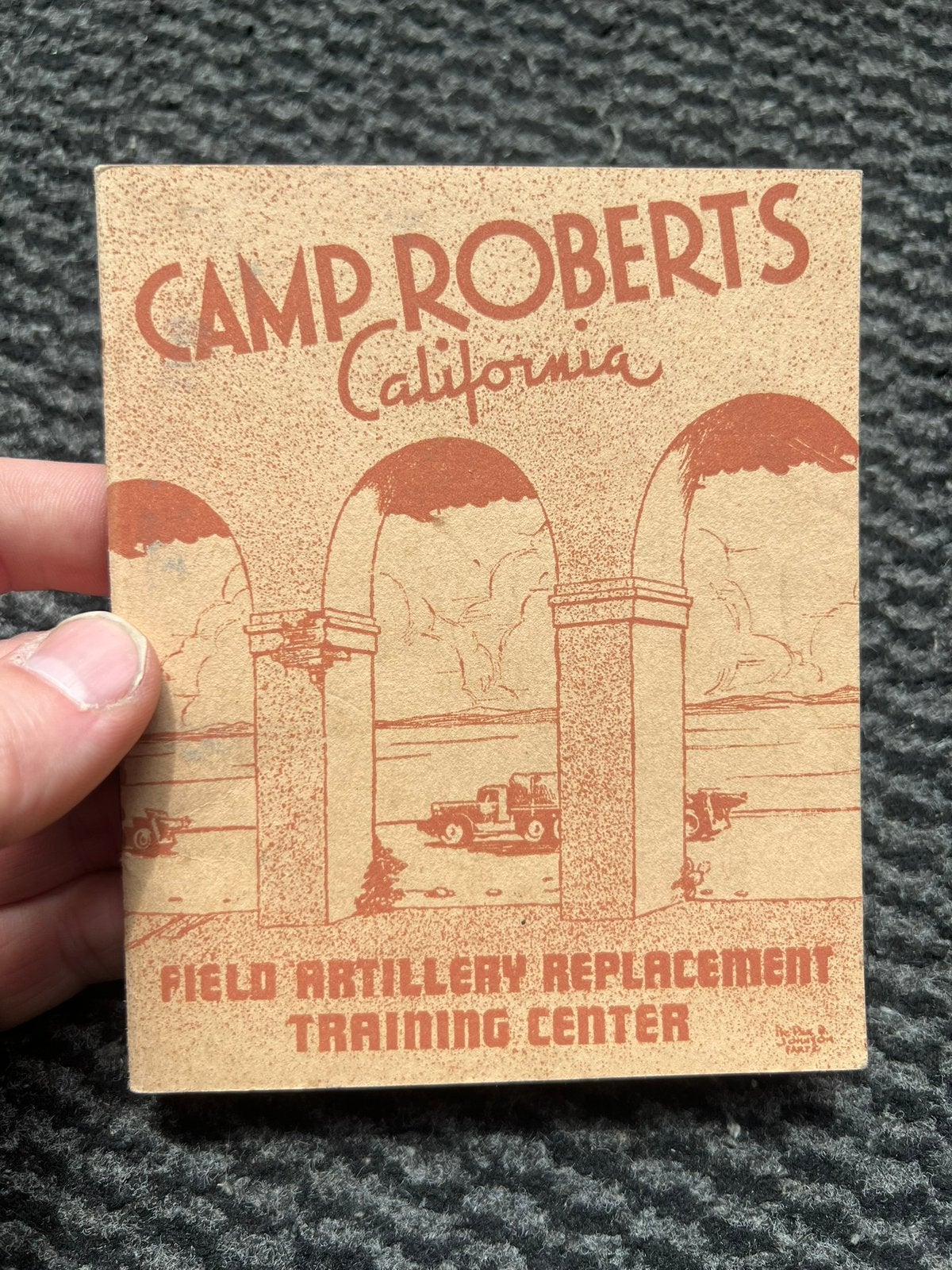 WO2 Amerikaans Camp Roberts Field Artillery Pocket Guide, Verzamelen, Amerika, Verzenden, Boek of Tijdschrift