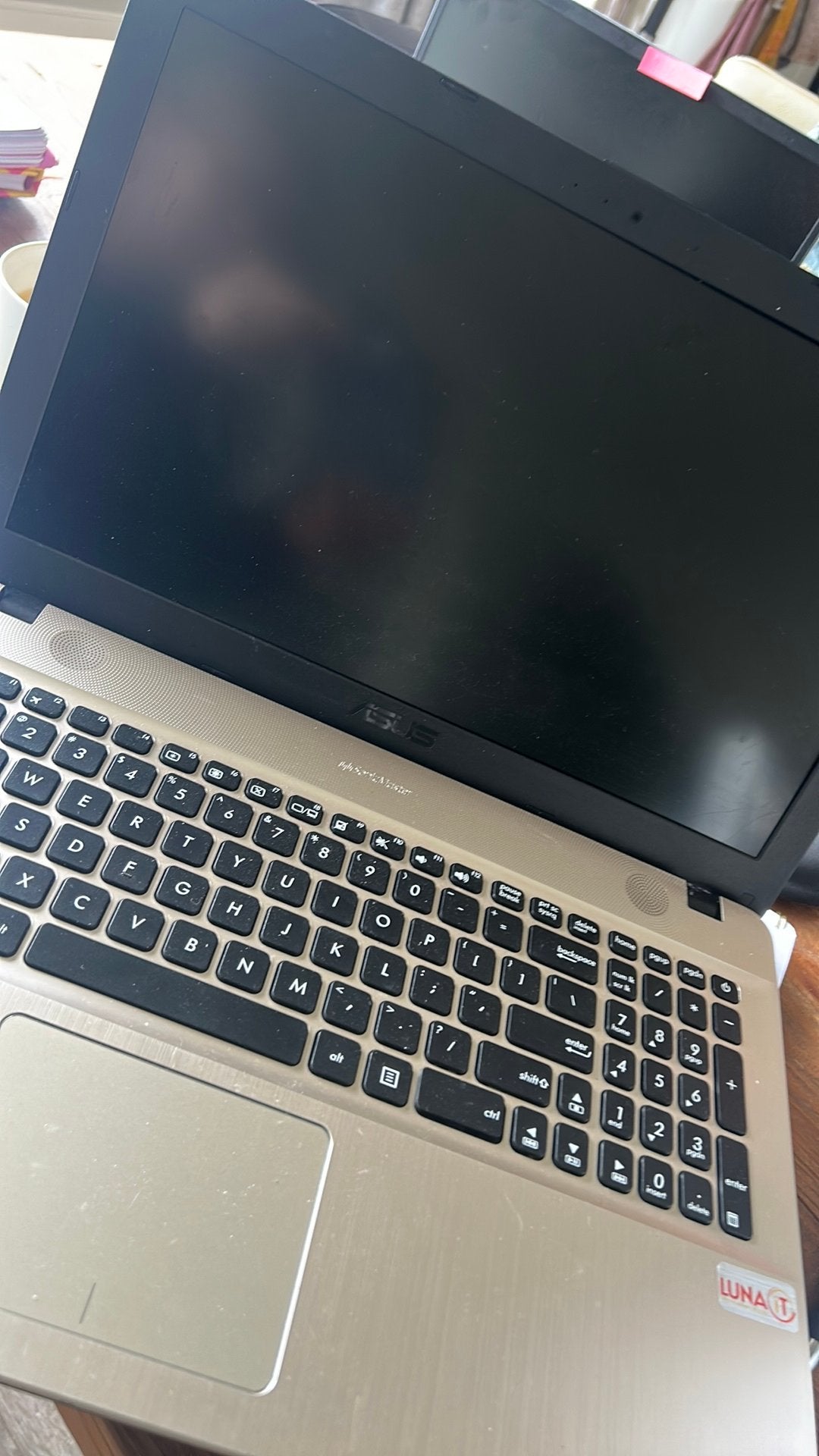 2 laptops van Asus (defect, lees beschrijving), Ophalen, 15 inch, 2 tot 3 Ghz
