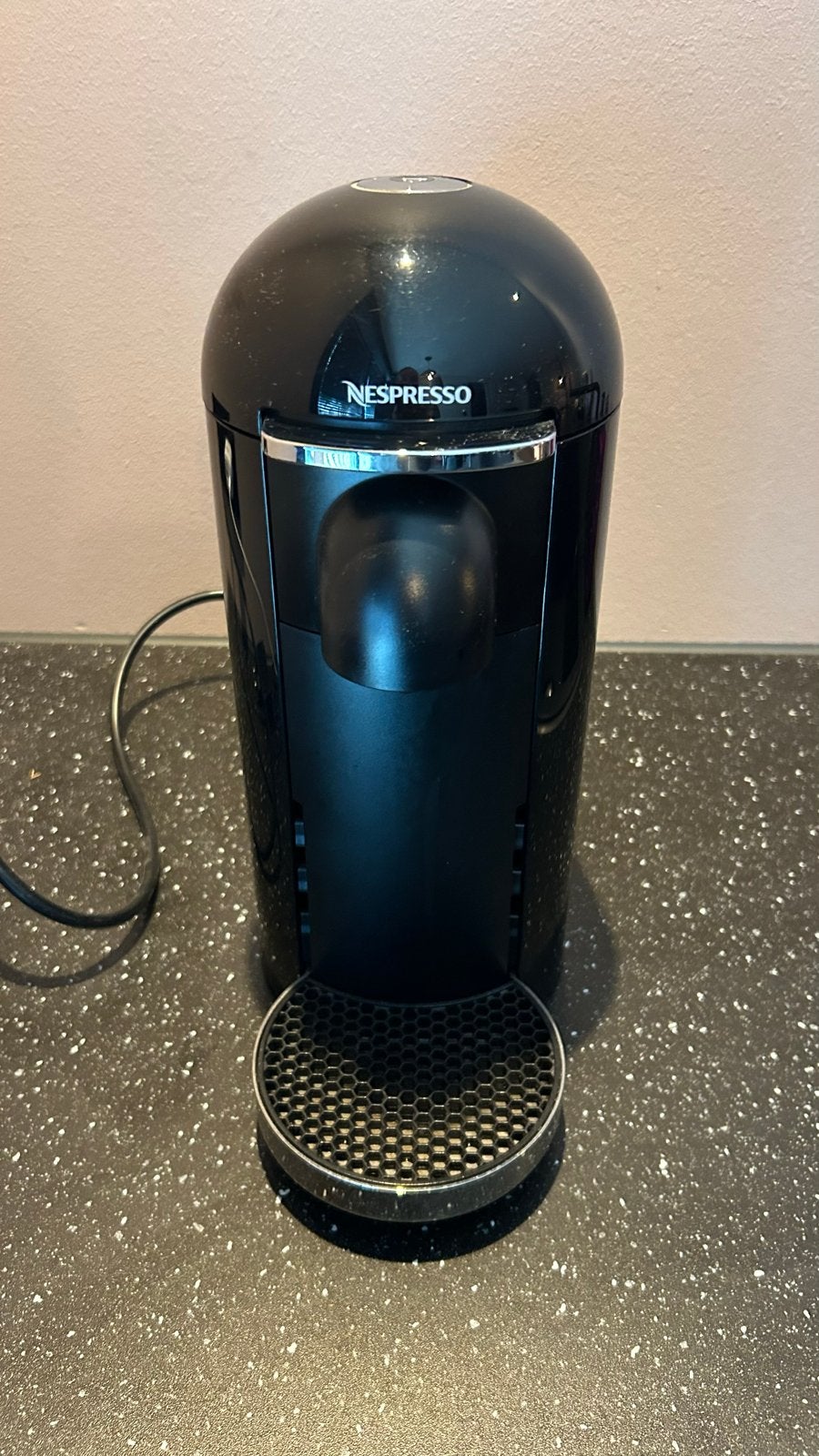 Foto 4 van Nespresso Vertuo Next koffiemachine - Zwart