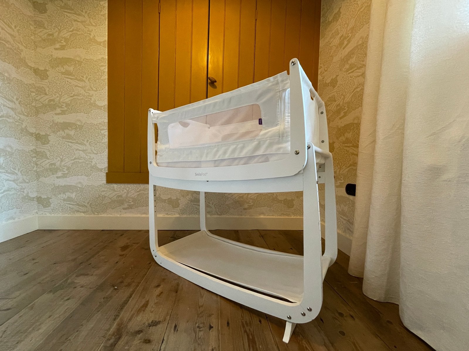 SnüzPod 4 co-sleeper wit / co-sleeper wieg baby cosleeper 5, Ophalen, Zo goed als nieuw, Minder dan 140 cm, Matras