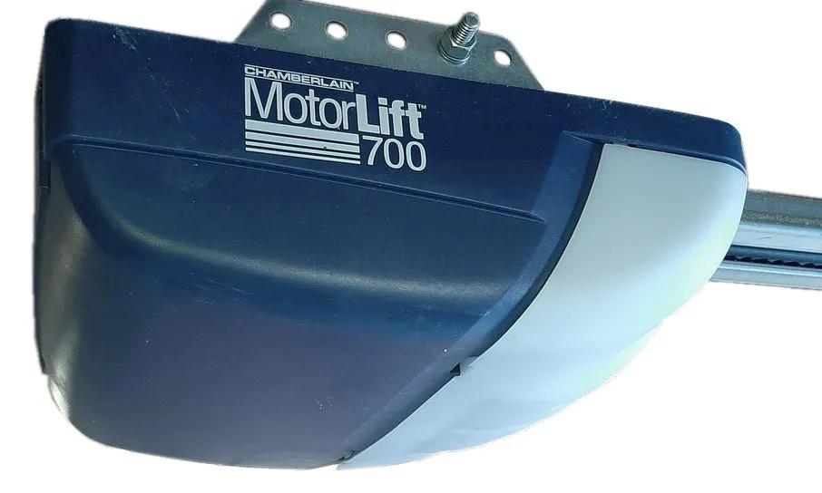Chamberlain Motorlift 700 garagedeuropener (inc. 2 remotes), Ophalen, Gebruikt, 120 cm of meer, Binnendeur