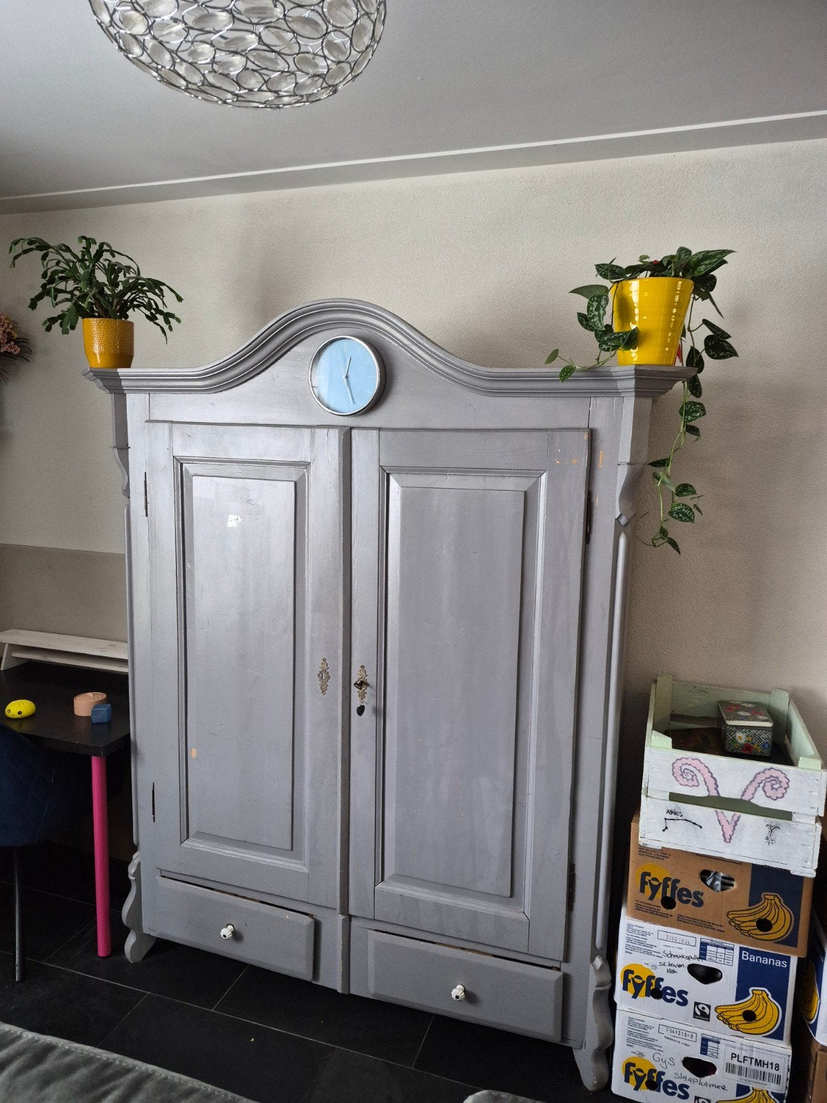 Volhouten toogkast/broodkast, Ophalen, Gebruikt, 200 cm of meer, 25 tot 50 cm