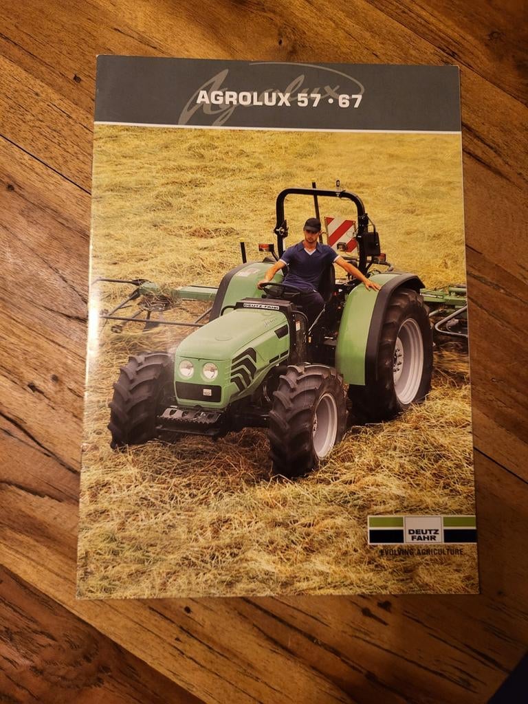 tractor folder Deutz-Fahr AGROLUX 57-67, Ophalen of Verzenden, Zo goed als nieuw