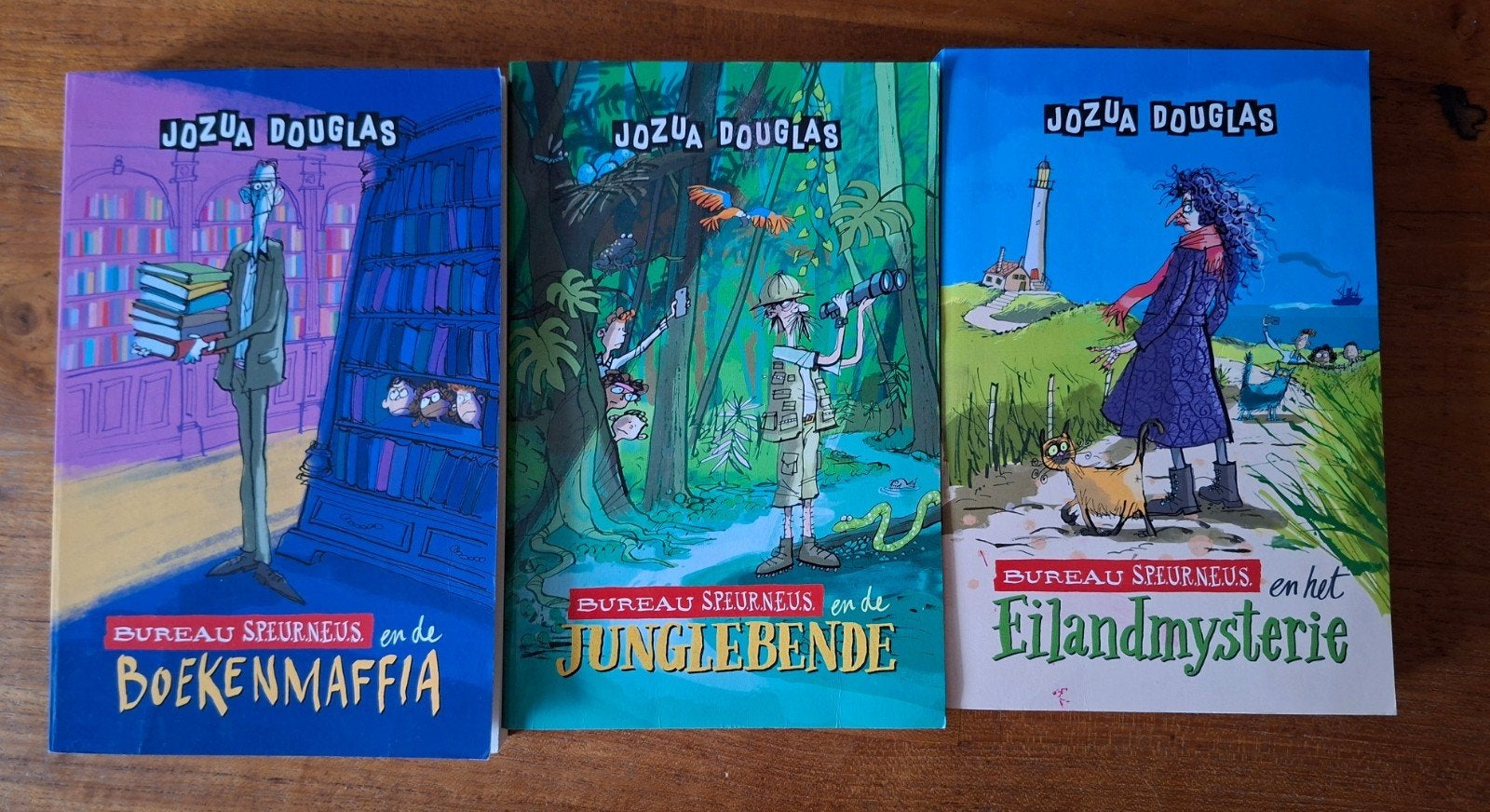 bureau speurneus Jozua Douglas 1 2 3, Ophalen of Verzenden, Zo goed als nieuw, Jozua Douglas, Fictie