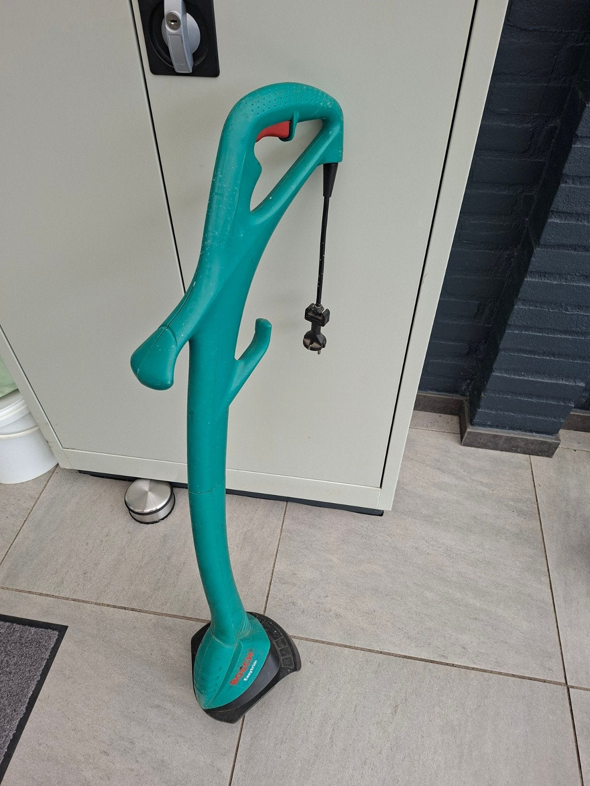 Bosch ART 23 Easytrim grastrimmer - Elektrisch, Gebruikt, Ophalen of Verzenden, 10 tot 30 cm, Bosch