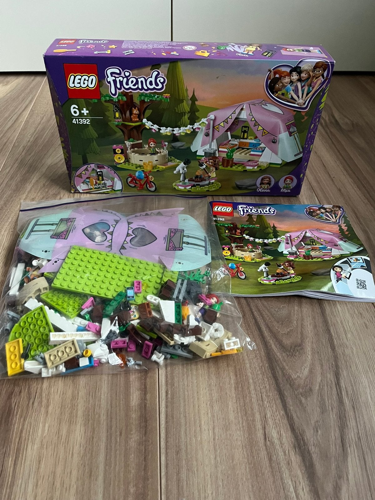 Lego friends 41392 Glamping in de natuur compleet, Ophalen of Verzenden, Zo goed als nieuw