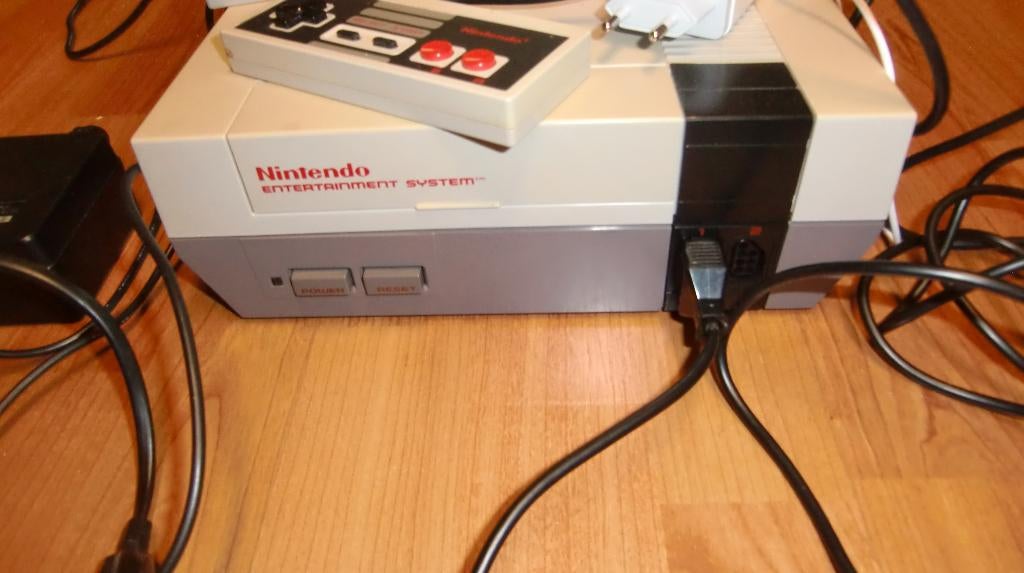 nitendo, Ophalen, Gebruikt, Met 2 controllers, Switch Original