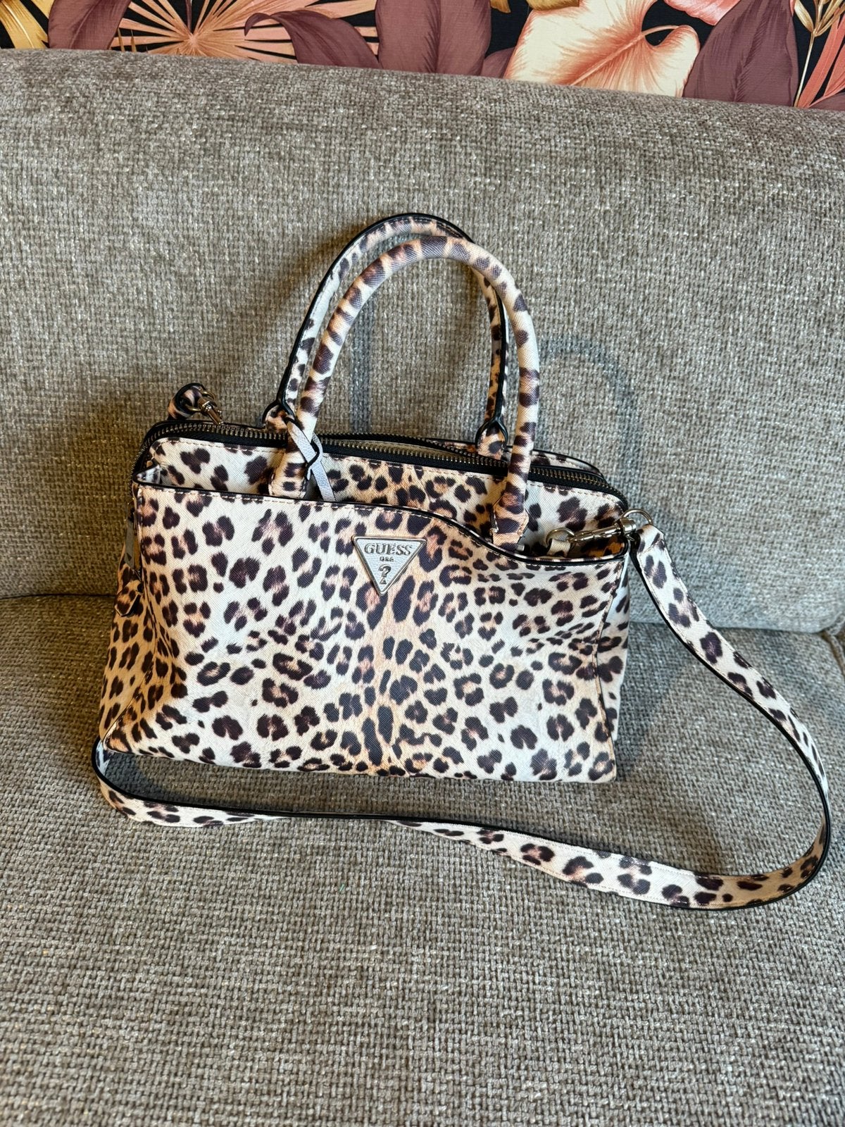 GUESS tas, Sieraden, Tassen en Uiterlijk, Tassen | Damestassen, Ophalen of Verzenden, Gebruikt, Zwart, Handtas