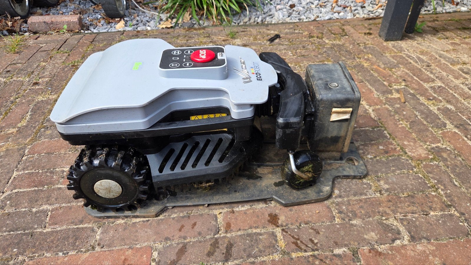 WIPER IKE V20 Robotmaaier - voor onderdelen of reparatie, Ophalen, Gebruikt, Accu-grasmaaier, WIPER