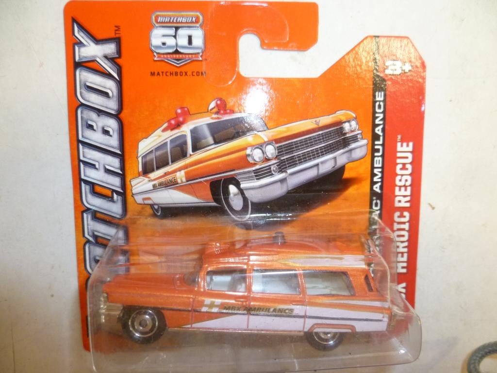 Matchbox 2012 1963 Cadillac Ambulance nieuw in blister auto, Ophalen of Verzenden, Nieuw, Auto