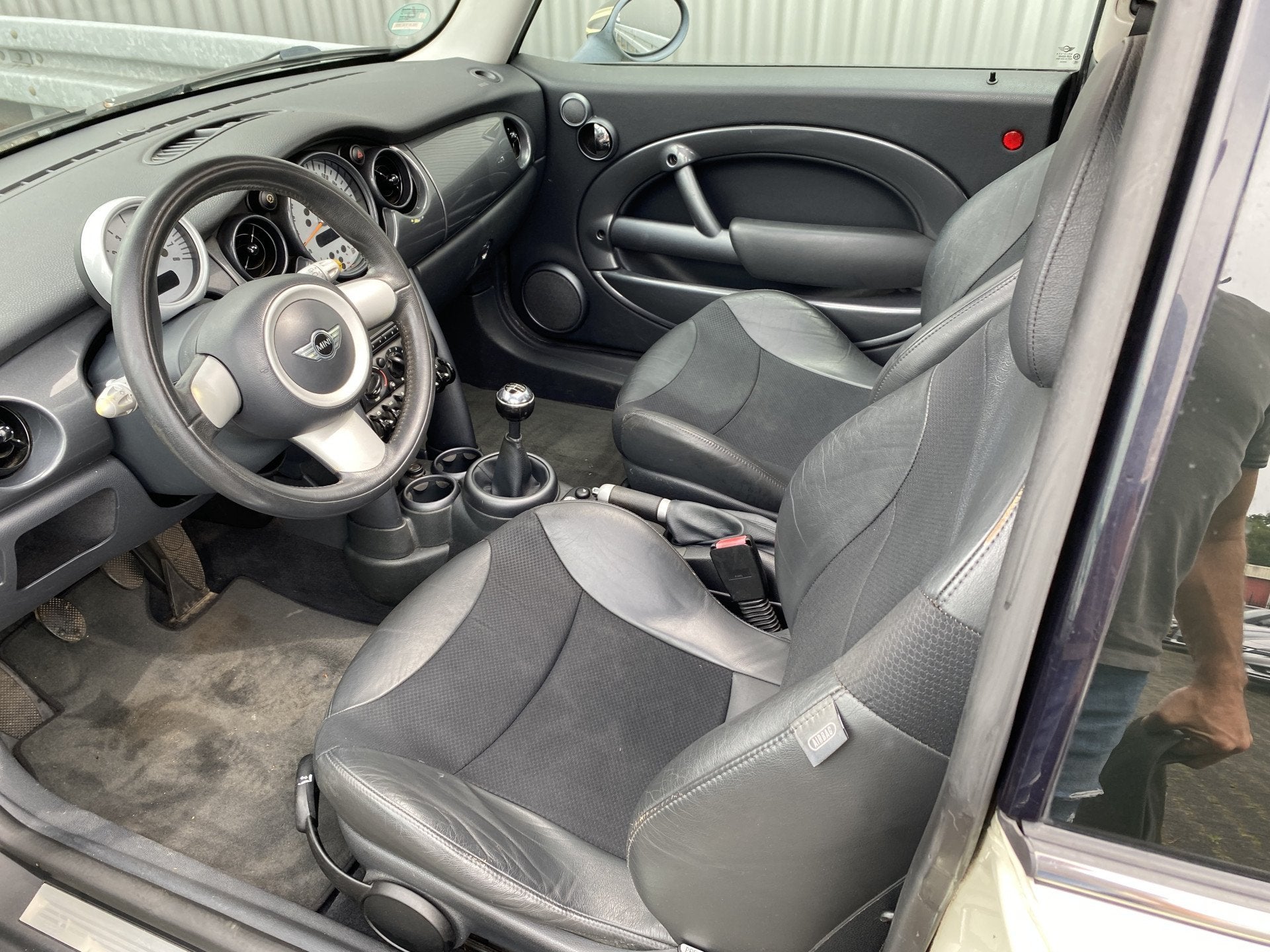 MINI Cooper 1.6 Cooper Pepper Leer/Stof, A/C, Stoelvw, Pano,, Voorwielaandrijving, Gebruikt, 4 cilinders, 4 stoelen