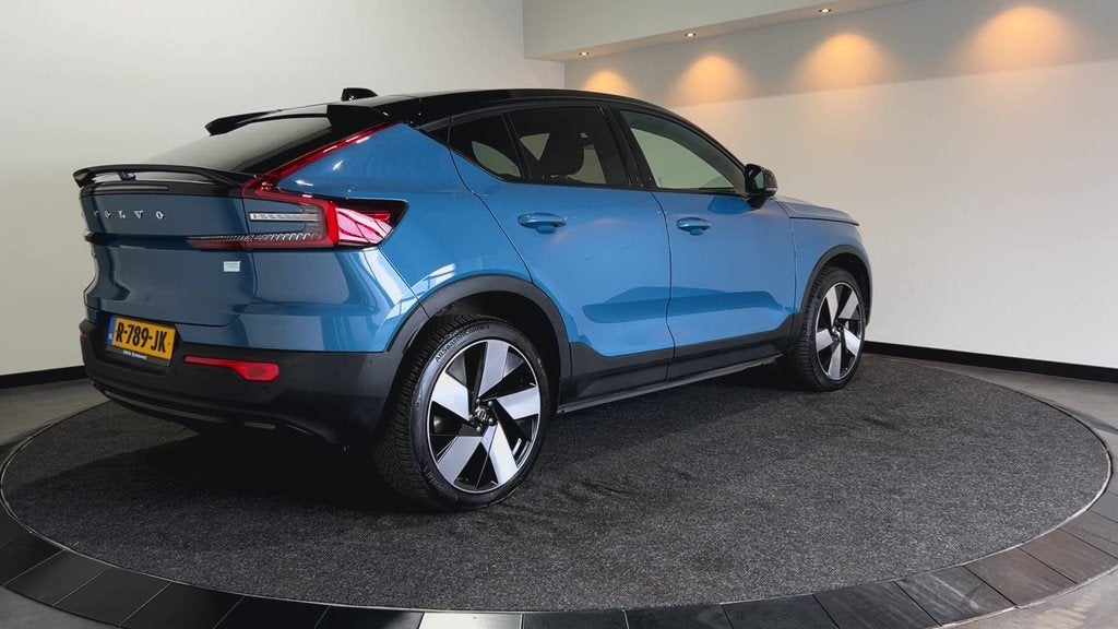 Volvo C40 Recharge Twin Intro Edition 78 kWh | panoramadak |, Stof, Huisgarantie, Met garantie (alle), Origineel Nederlands