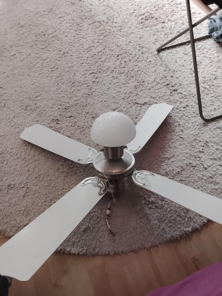 Plafondventilator met lamp - wit - ophangbeugel mist, Ophalen, Gebruikt, Hout