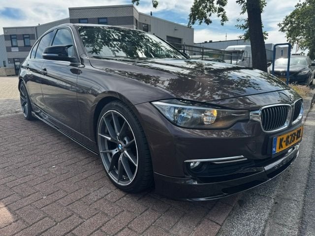 BMW 3-serie 316i High Executive Maxton Automaat Airco/ECC,Le, Auto's, Automaat, Gebruikt, Euro 6, 4 cilinders
