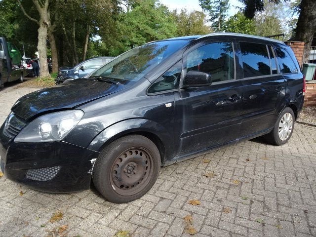Opel Zafira B A17DTJ bj 2012 Zwart 6 versnelling voor demont, Gebruikt, -, -, Opel