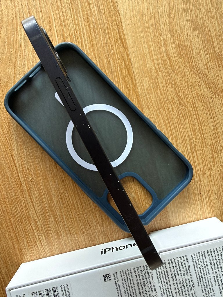 Foto 7 van iPhone 12 zwart 64GB gebruikt goede werking