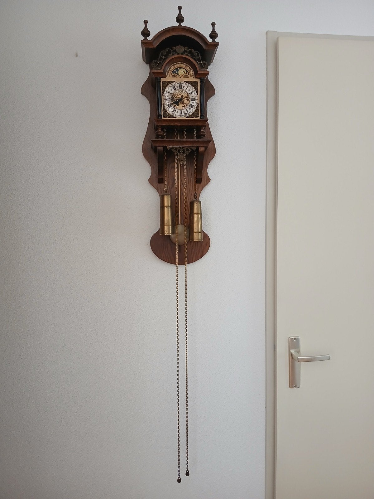 Antieke wandklok met gewichten en maanfase, Antiek en Kunst, Ophalen