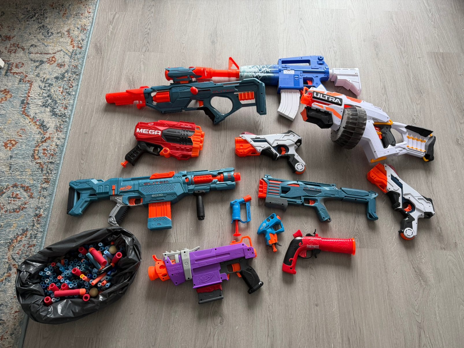 Nerf – 12 blasters + zak darts, Ophalen of Verzenden, Gebruikt
