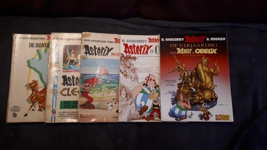 Asterix en Obelix stripboeken (5), Boeken, Gelezen, Ophalen of Verzenden, Goscinny & Uderzo, Meerdere stripboeken