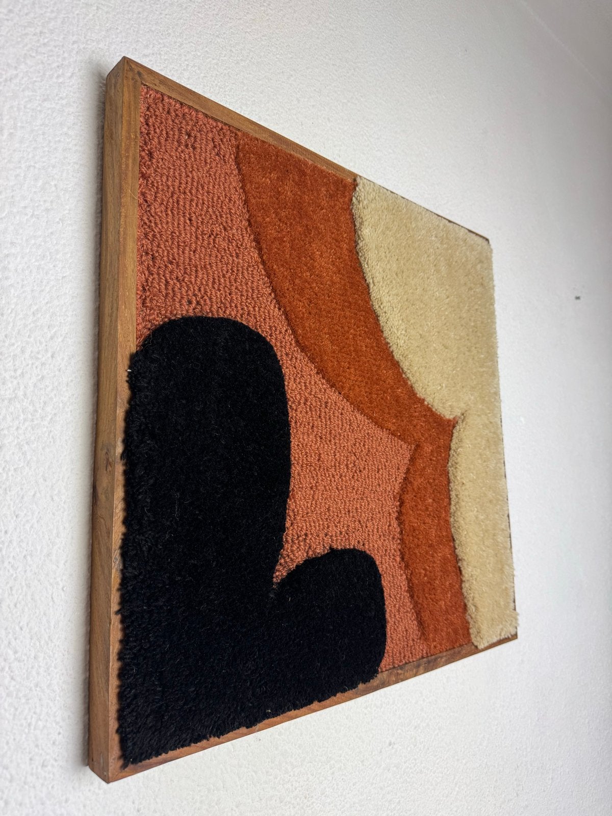 Abstract getuft kunstwerk in aardetinten 48 x 48 cm, Abstract, Met textuur, Ophalen of Verzenden, Overige technieken