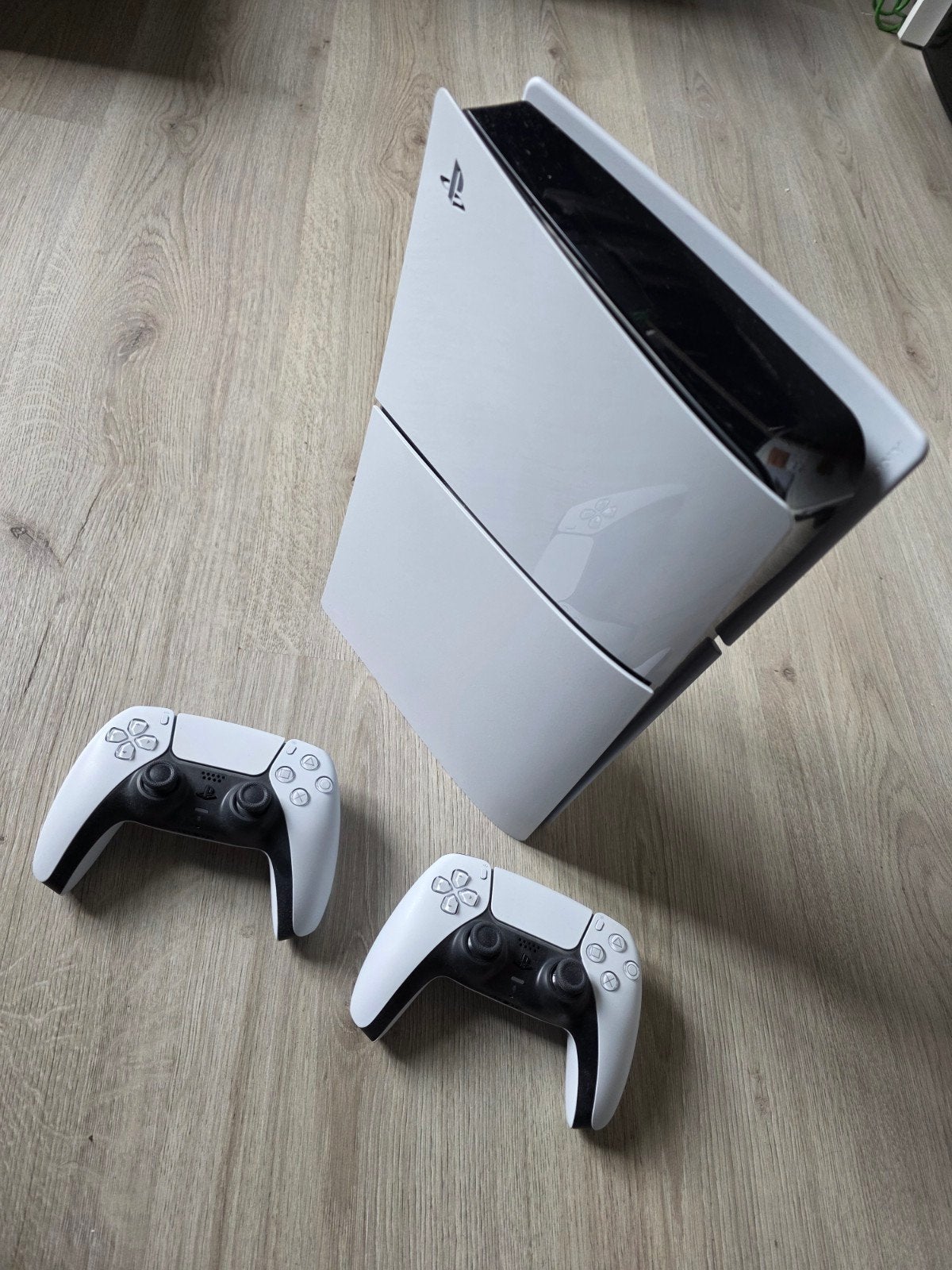 Ps5 digital edition. 2 controllers., Spelcomputers en Games, Spelcomputers | Sony PlayStation 5, Ophalen, Zo goed als nieuw, Playstation 5 Digital