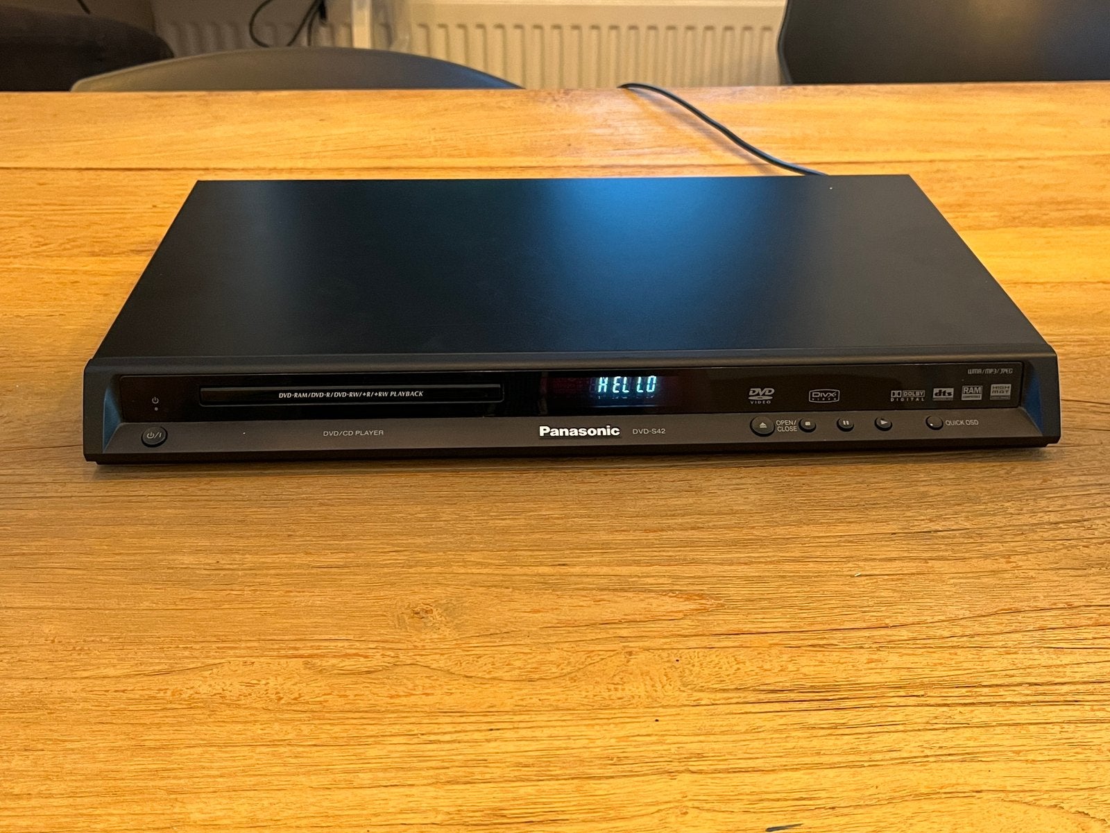 Panasonic DVD-S42 DVD en CD speler, Ophalen, Zo goed als nieuw, Dvd-speler, Panasonic