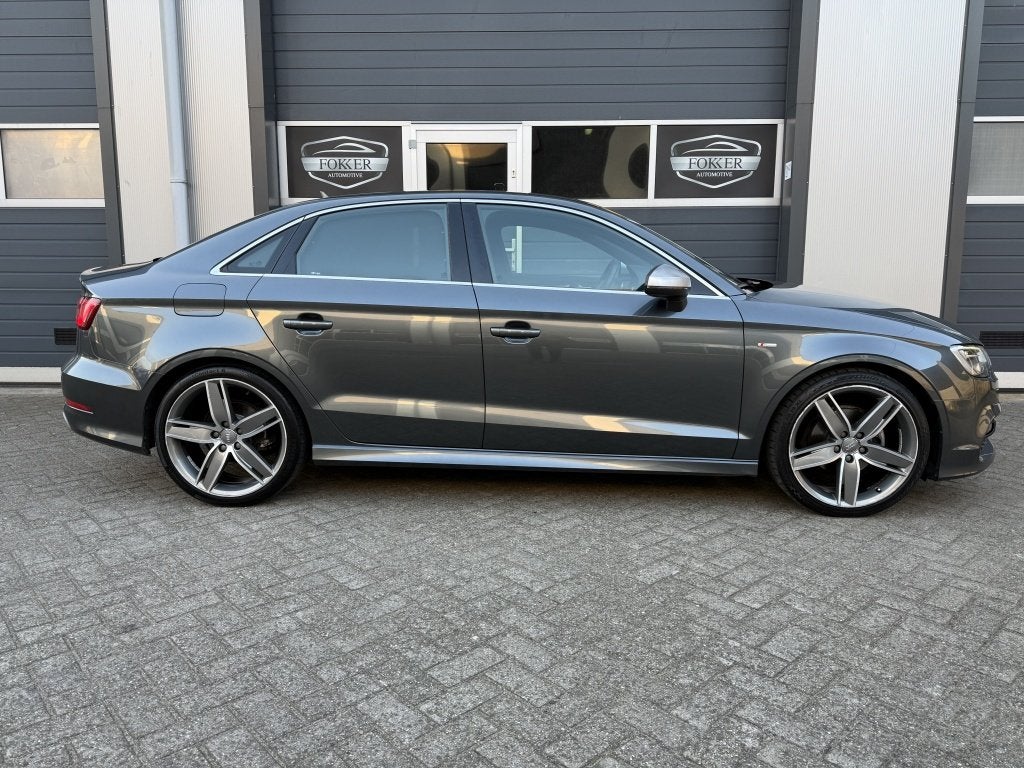 Audi A3 Limousine 1.4 TFSI Ambit. PL S-Line Automaat NAP Led, Auto's, Gebruikt, 4 cilinders, Leder en Stof, Origineel Nederlands