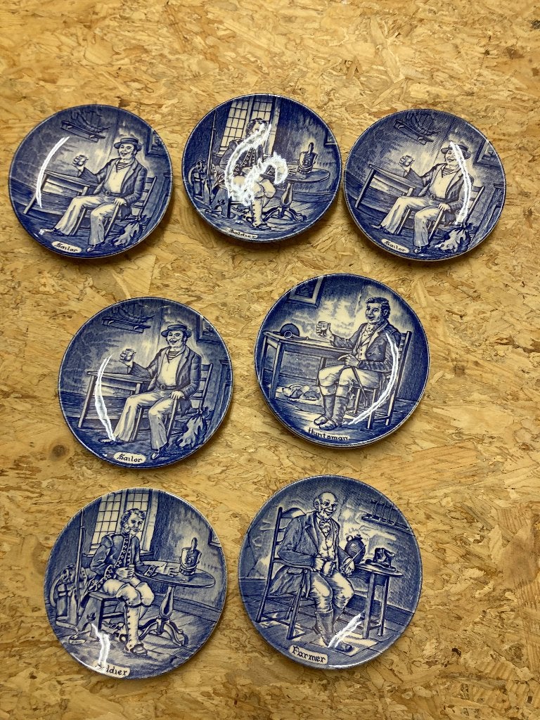 7 stuks Wedgwood schaaltjes met ambachten., Gebruikt, Ophalen of Verzenden, Schaal of Schalen, Wedgwood