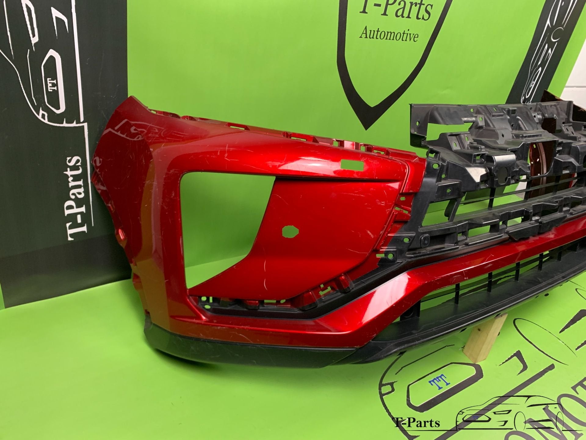 Mitsubishi eclips cross voorbumper bumper 2018+ PDC, Info@fabrikant.eu, Ophalen of Verzenden, Fabrikantstraat 1
1000 AA  Amsterdam