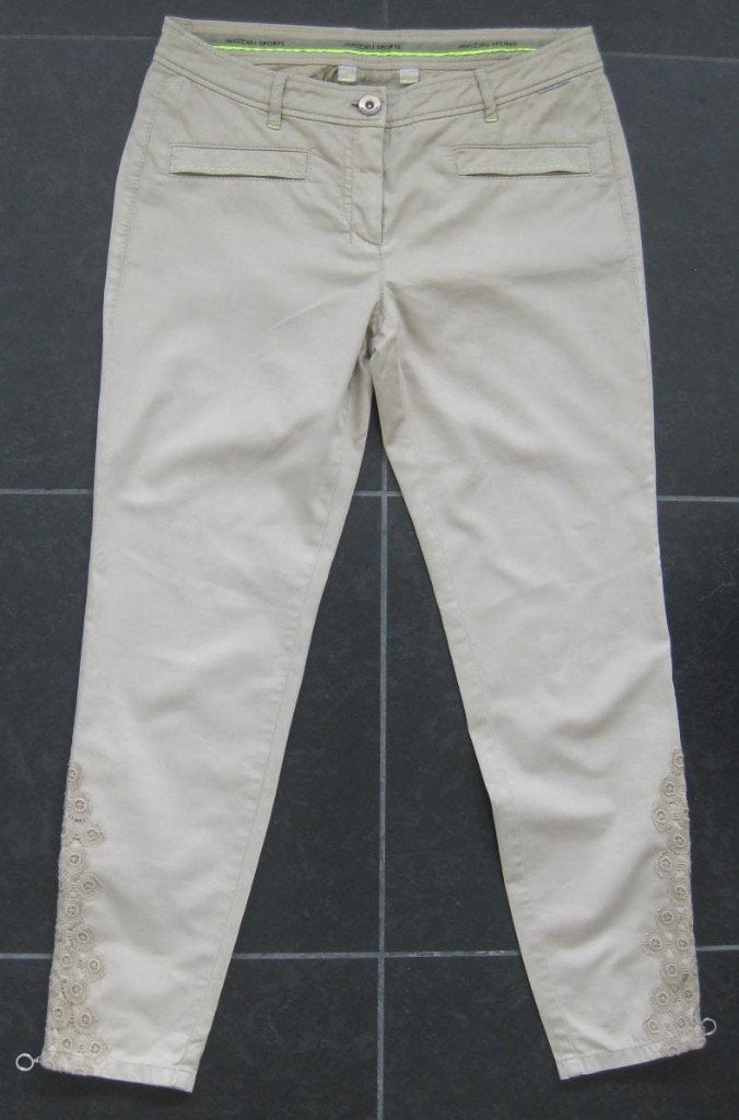 MarcCain sports broek, zandkleurig, ritsjes kant, mt 2 36/38, Beige, Ophalen of Verzenden, Zo goed als nieuw, Maat 36 (S)