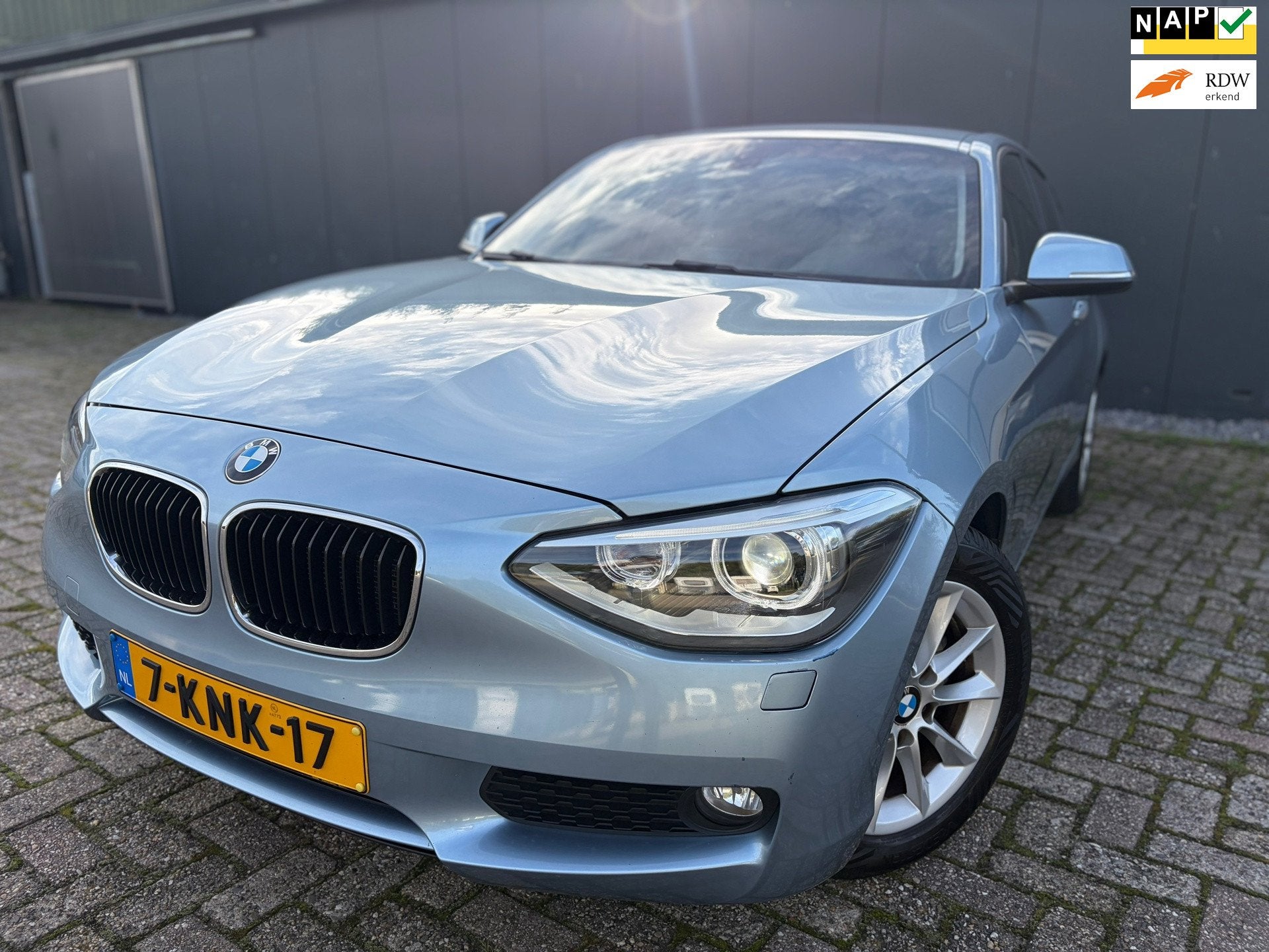 BMW 1-serie 114i Business+/Navi/Leer/P.sensorNETTE AUTO!, 1-Serie, Euro 5, Achterwielaandrijving, Gebruikt