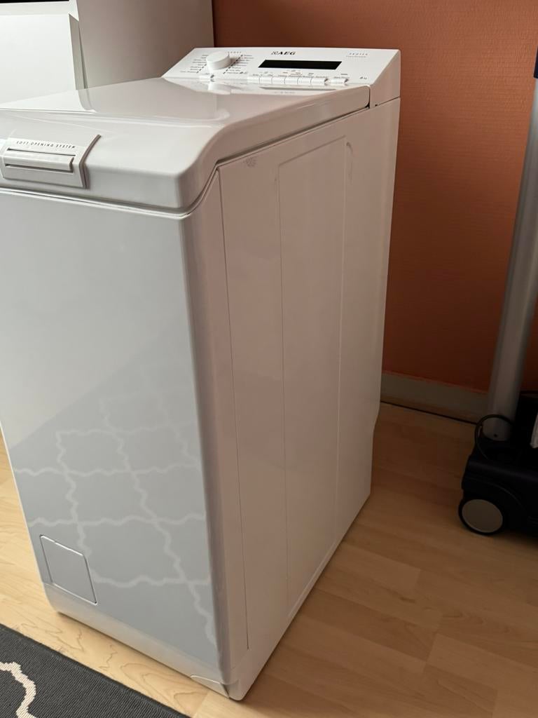 Wasmachine AEG 6kg bovenlader, Ophalen, 1200 tot 1600 toeren, Bovenlader, Zo goed als nieuw