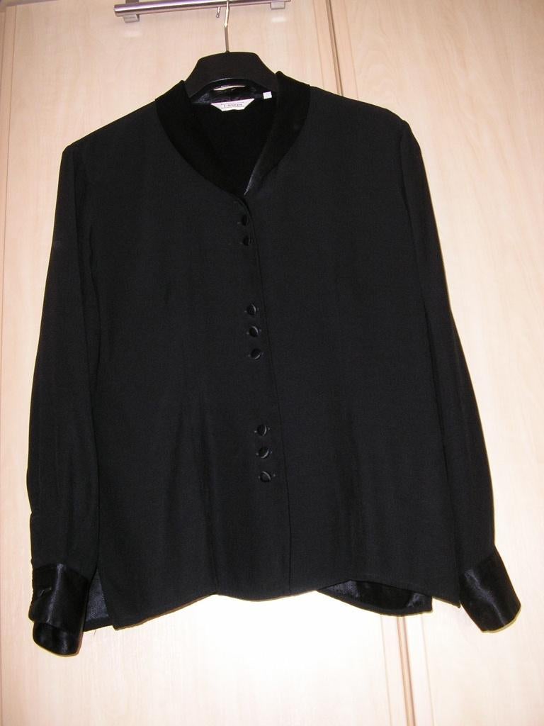 Zwarte blouse maat 38, Ophalen of Verzenden, Zo goed als nieuw, Maat 38/40 (M), Zwart