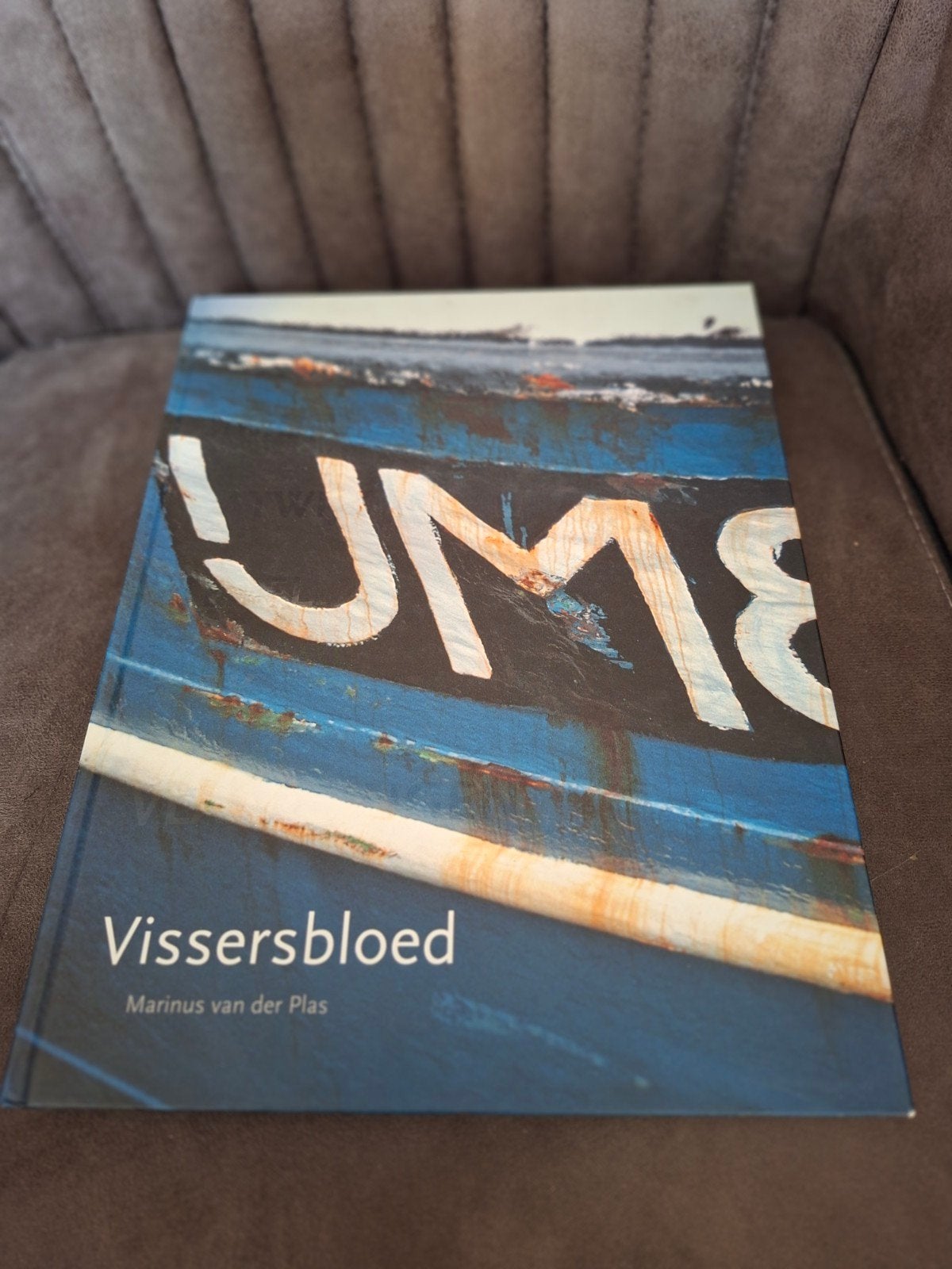 Vissersbloed - Marinus van der Plas (Hardcover), Ophalen of Verzenden, Zo goed als nieuw, Marinus van der Plas, Nederland