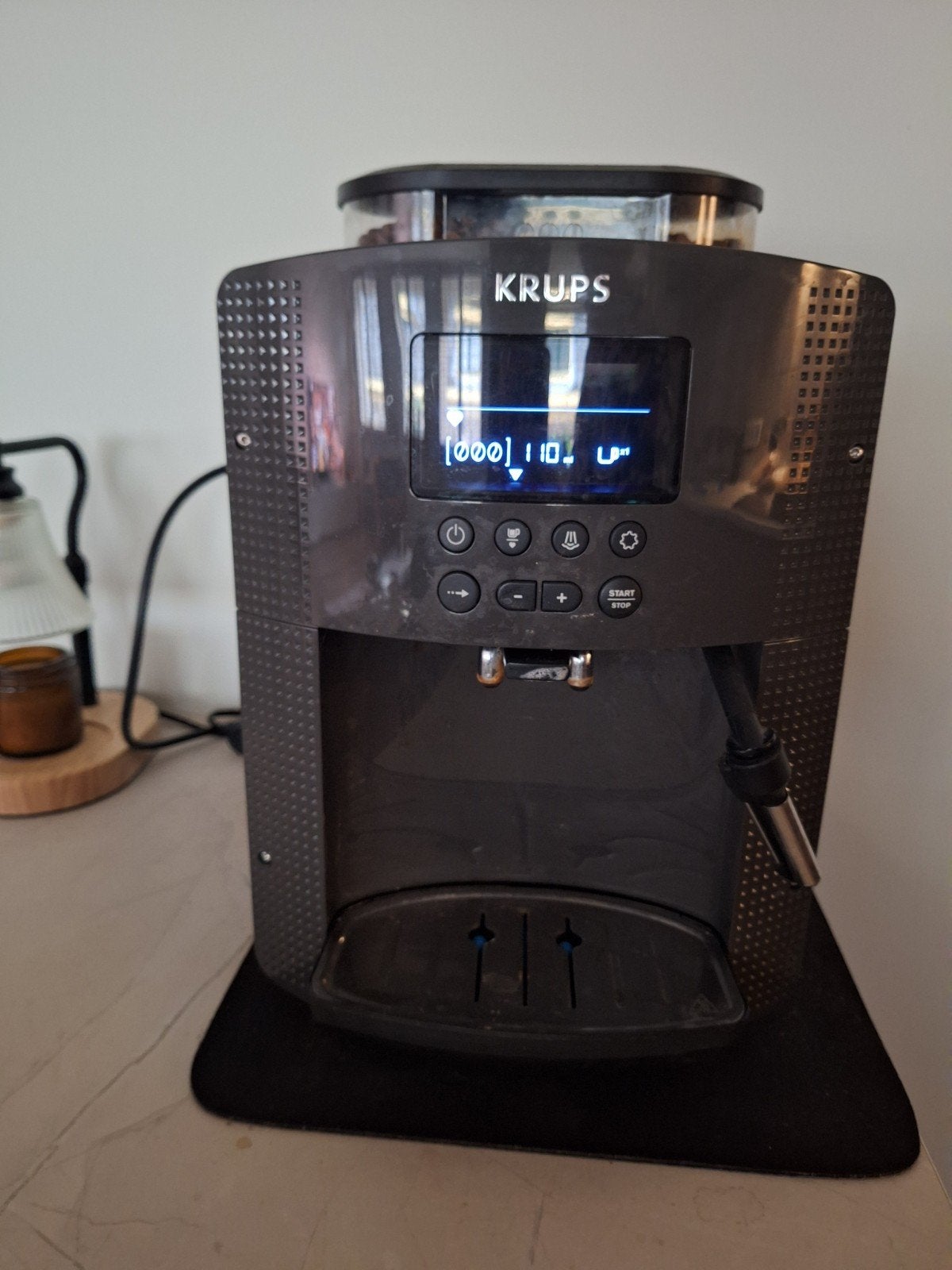Krups koffiemachine zwart, Ophalen, Koffiemachine, Koffiebonen, Zo goed als nieuw