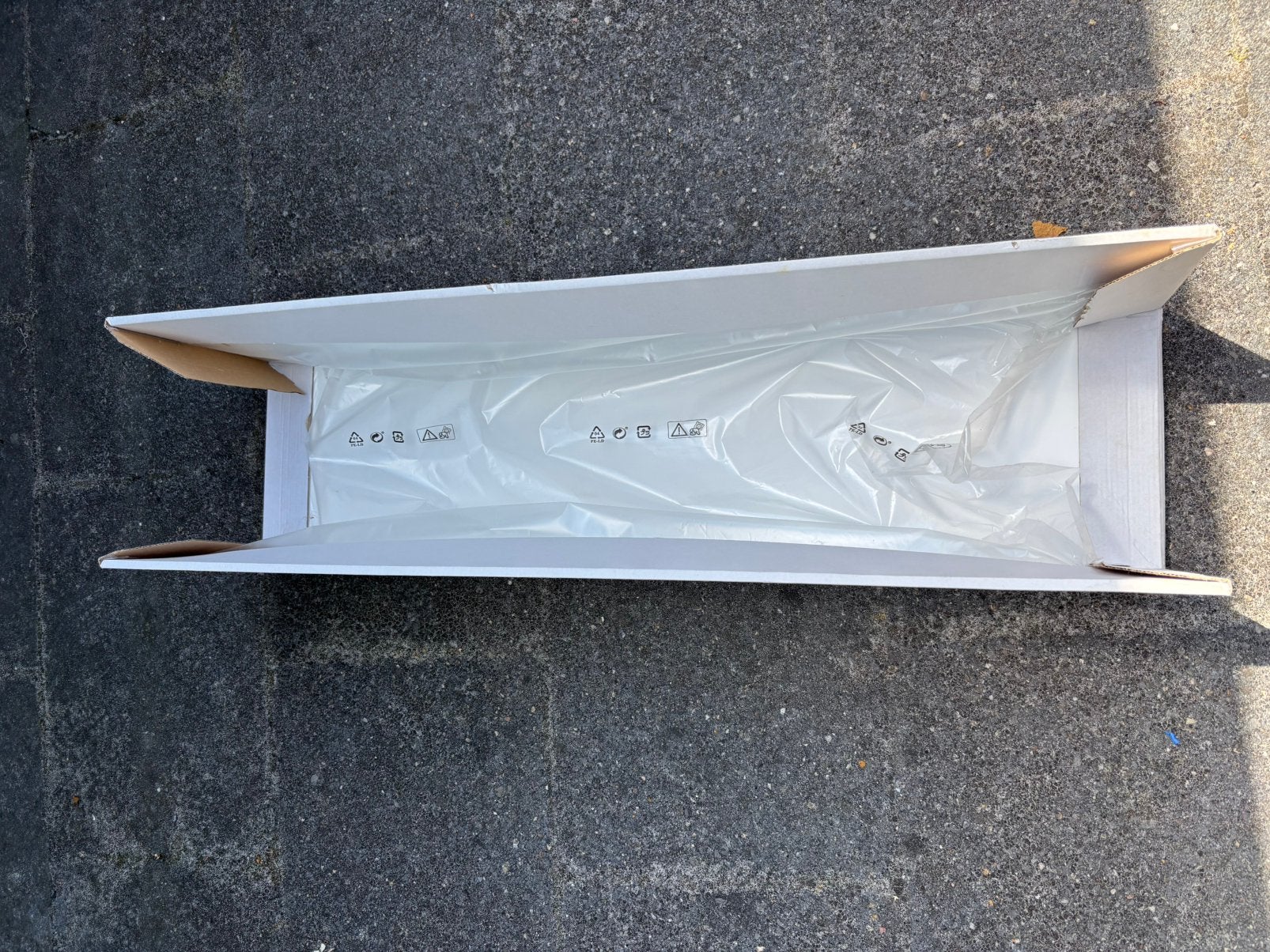 NIEUW: Ikea Botkyrka wandplank wit, Ophalen, Nieuw