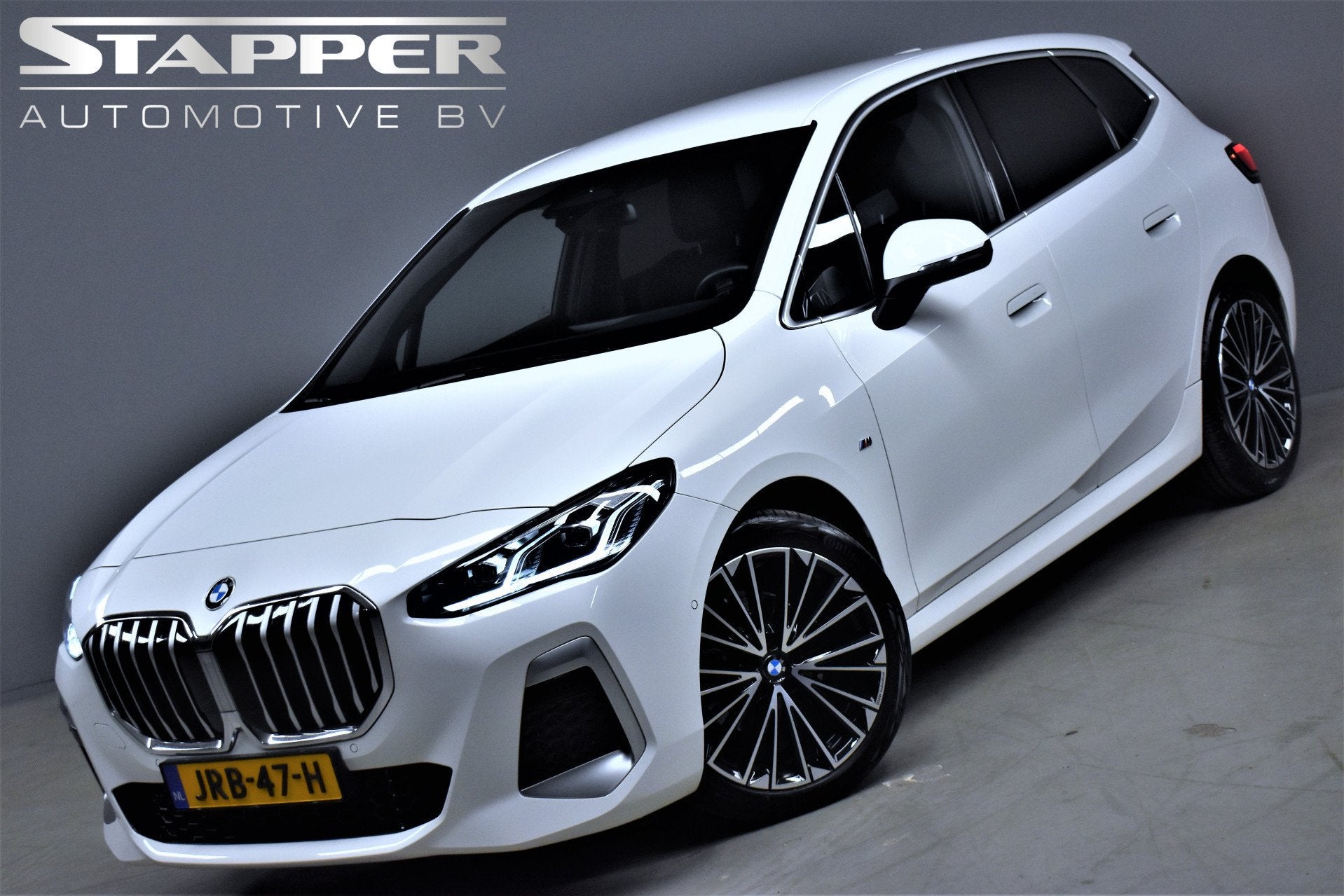 BMW 2 Serie Active Tourer 218i 136pk M-Sport Automaat 1e Eig, Auto's, BMW, 136 pk, Gebruikt, Automatische klimaatregeling, 1445 kg