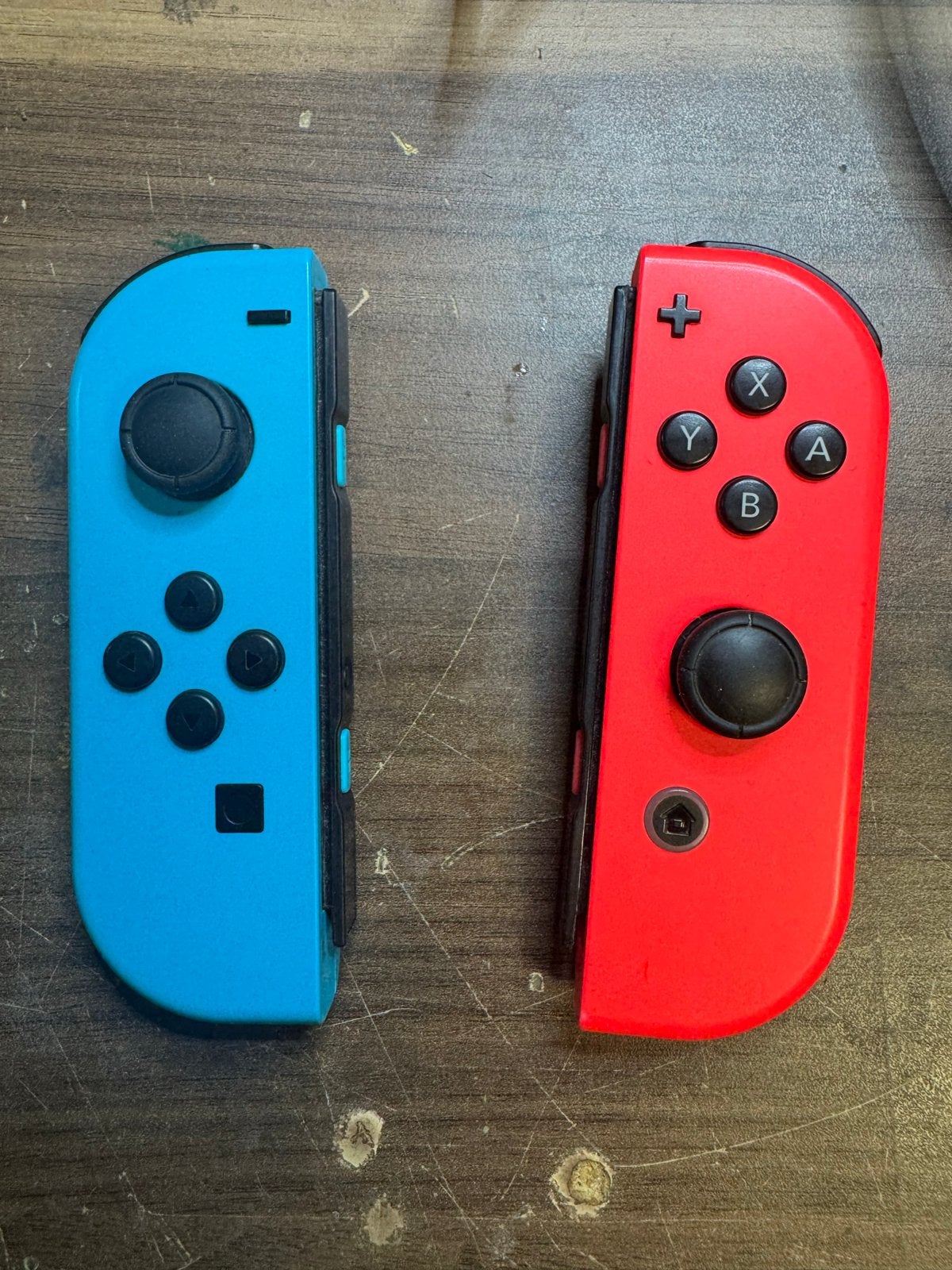 Nintendo Switch Joy-Cons (rood en blauw), Ophalen of Verzenden, Gebruikt, Met 2 controllers