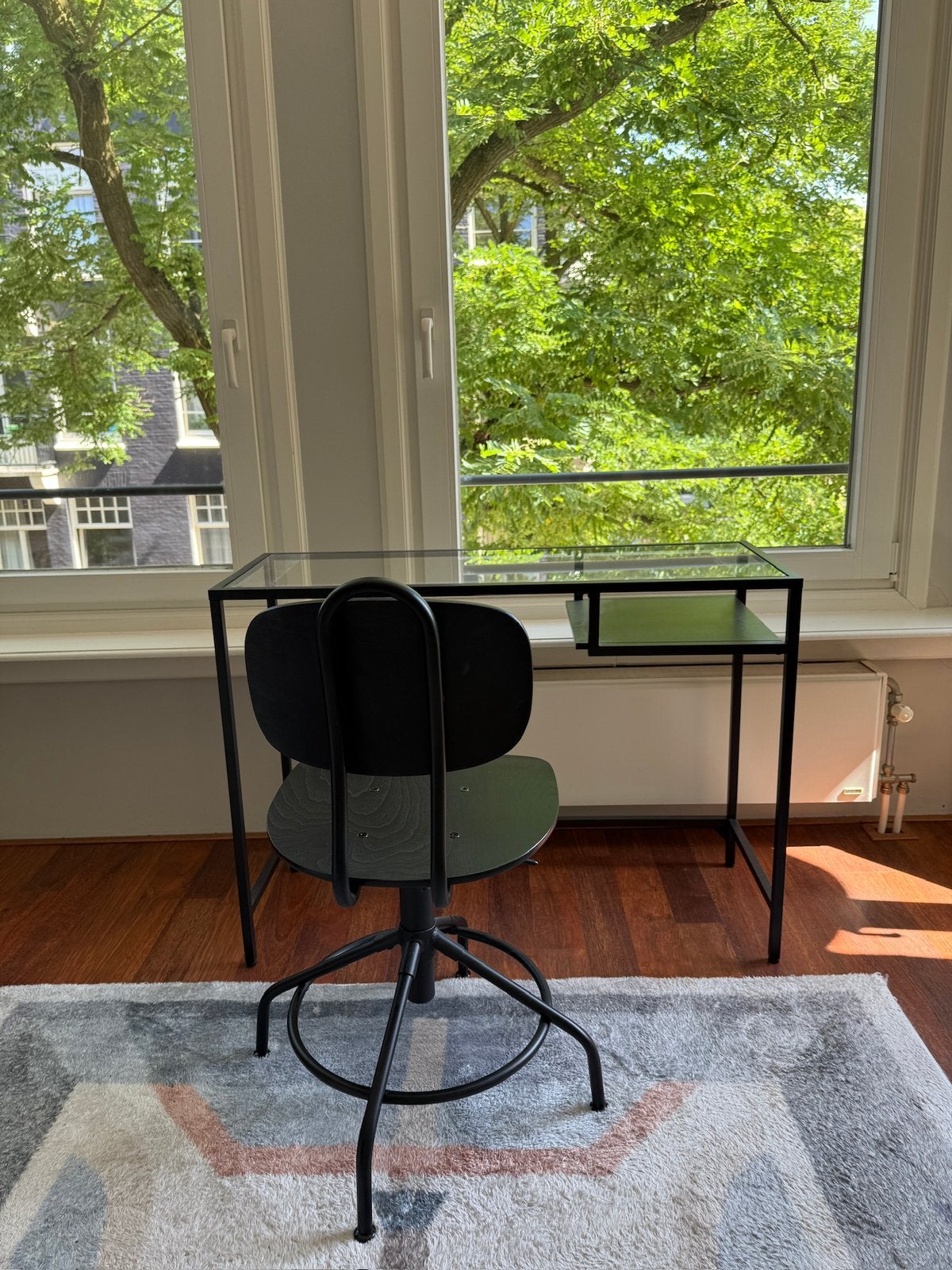 Black Metal IKEA Glass Desk + Chair, Ophalen, Zwart, Metaal, Zo goed als nieuw