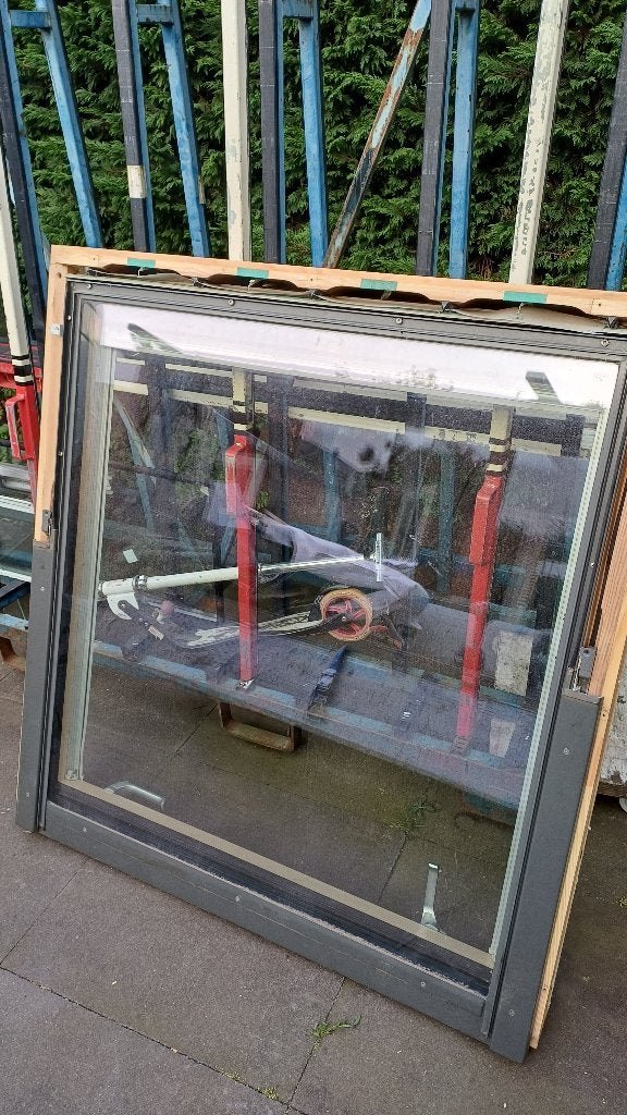 fakro tuimelraam 114x118, Doe-het-zelf en Verbouw, Glas en Ramen, Ophalen, Minder dan 80 cm, 80 tot 120 cm, Zo goed als nieuw